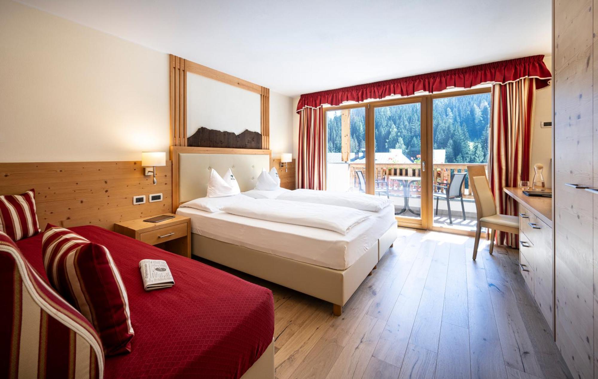 Comfort Triple Room